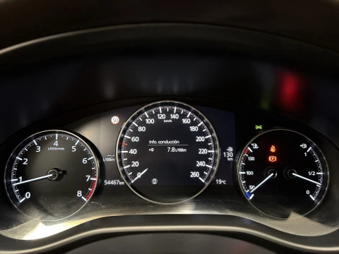 Mazda CX-30 2.0 Skyactiv-X Zenith 132 kW (180 CV)