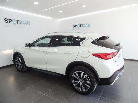 Infiniti QX30 2.2D PREMIUM 7DCT AWD