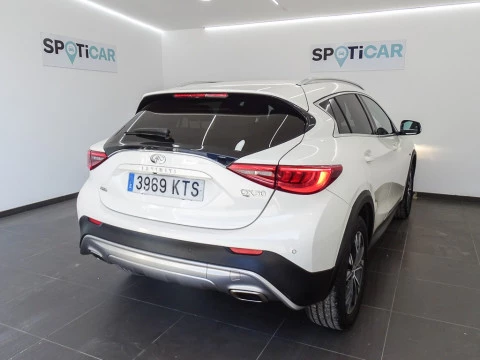 Infiniti QX30 2.2D PREMIUM 7DCT AWD
