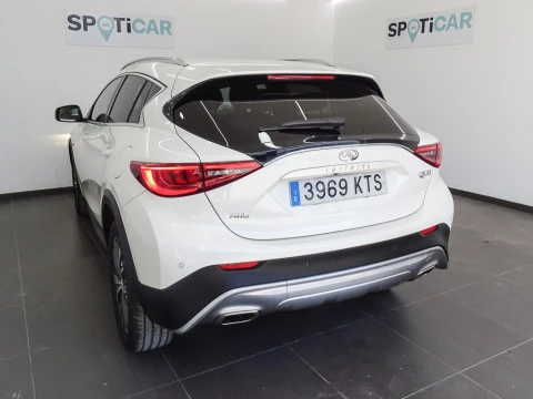 Infiniti QX30 2.2D PREMIUM 7DCT AWD