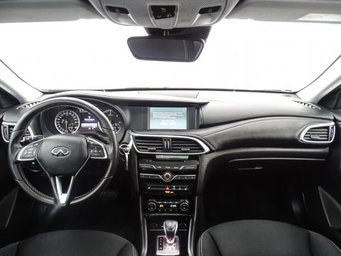 Infiniti QX30 2.2D PREMIUM 7DCT AWD