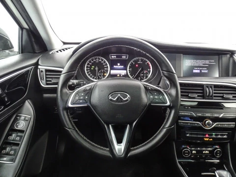 Infiniti QX30 2.2D PREMIUM 7DCT AWD