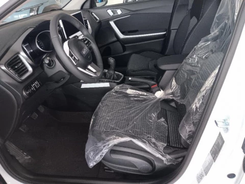 Kia XCeed 1.0 T-GDI DRIVE 5P