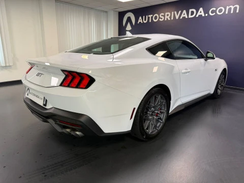 Ford Mustang 5.0 Ti-VCT V8 331kW  GT (Fastb.)