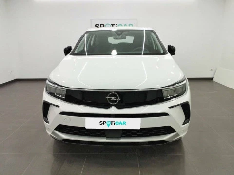 Opel Grandland 1.2 Turbo Design & Tech
