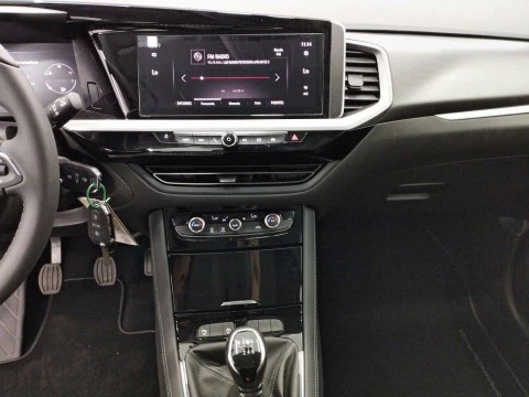 Opel Grandland 1.2 Turbo Design & Tech