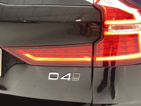 Volvo V60 Cross Country familiar 2.0 D4 AUTO AWD 5P