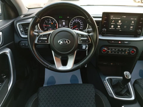 Kia Ceed Tourer Tourer 1.6 MHEV iMT 100kW Drive