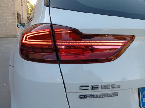 Kia Ceed Tourer Tourer 1.6 MHEV iMT 100kW Drive