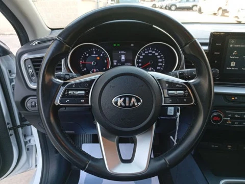 Kia Ceed Tourer Tourer 1.6 MHEV iMT 100kW Drive