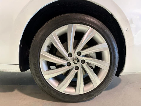 Skoda Octavia Combi Selection 1,4 TSI iV P-HEV 150 kW (204 CV) DSG 6 vel.