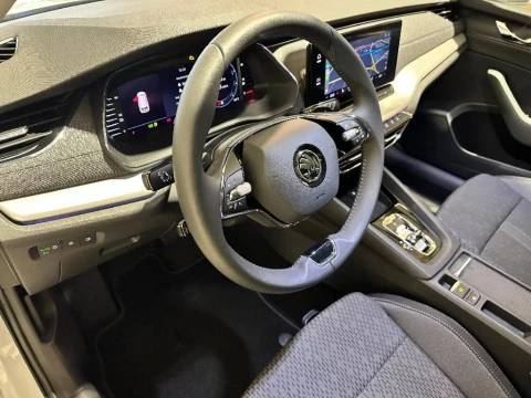 Skoda Octavia Combi Selection 1,4 TSI iV P-HEV 150 kW (204 CV) DSG 6 vel.