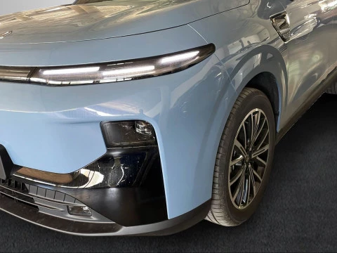 Leapmotor B10 B10 REEV 18.8 kWh Design Auto