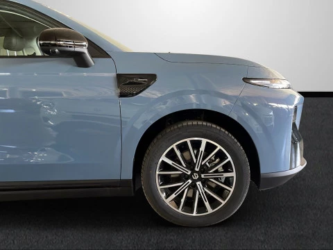 Leapmotor B10 B10 REEV 18.8 kWh Design Auto