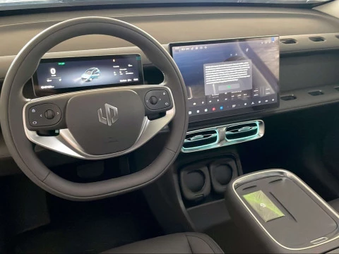 Leapmotor B10 B10 REEV 18.8 kWh Design Auto