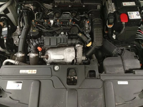 Peugeot 3008 1.5 BlueHDi 96kW (130CV) S&S Active Pack