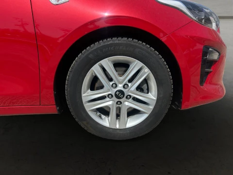 Kia Ceed 1.0 T-GDi 88kW (120CV) Drive