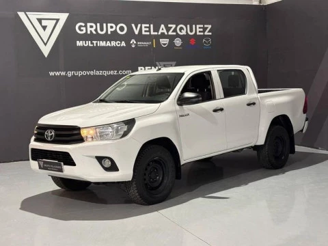 Toyota Hilux 2.4 D-4D Cabina Doble GX