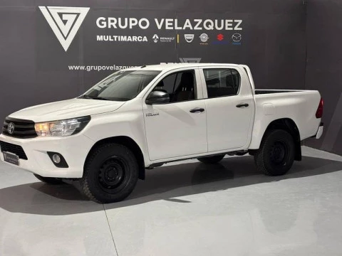Toyota Hilux 2.4 D-4D Cabina Doble GX