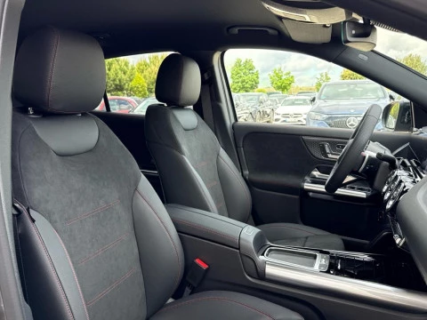 Mercedes-Benz EQA  250+