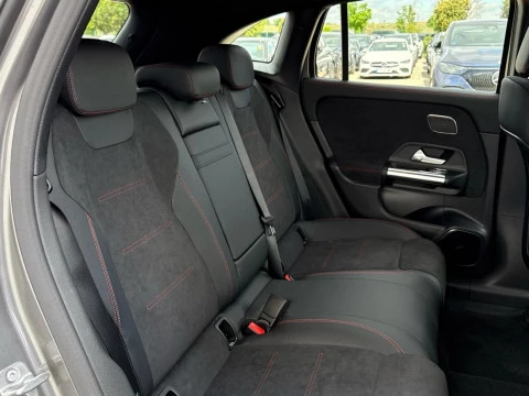 Mercedes-Benz EQA  250+