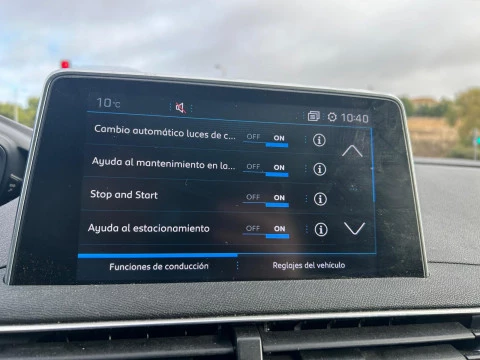 Peugeot 5008 Allure 1.5L BlueHDi 96kW (130CV) S&S