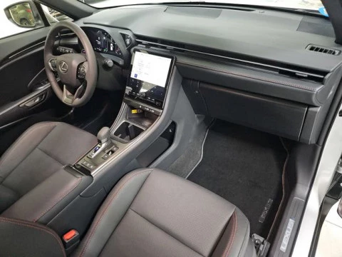 Lexus LBX 1.5 136cv HEV Elegant+ Black