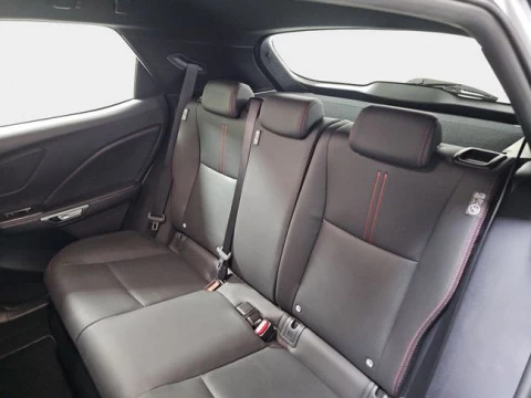 Lexus LBX 1.5 136cv HEV Elegant+ Black