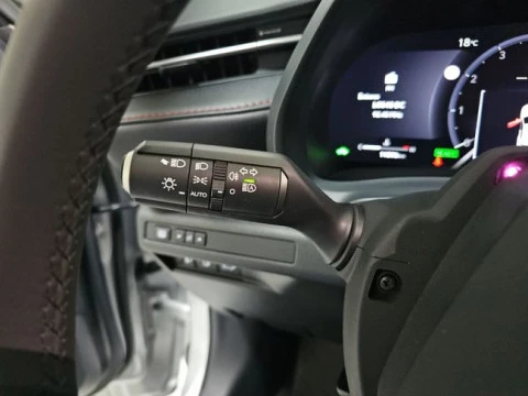 Lexus LBX 1.5 136cv HEV Elegant+ Black