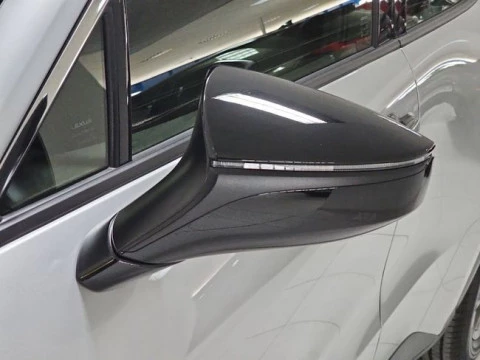 Lexus LBX 1.5 136cv HEV Elegant+ Black