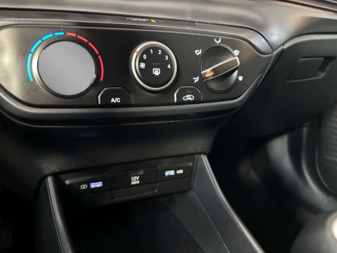 Hyundai Bayon KLASS 1.2 MPI GASOLINA 84CV 5P