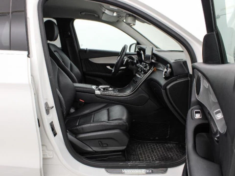 Mercedes-Benz Clase GLC GLC 220 D 4MATIC AUTO 170 5P