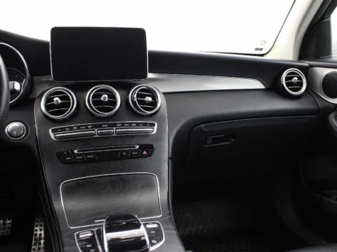 Mercedes-Benz Clase GLC GLC 220 D 4MATIC AUTO 170 5P