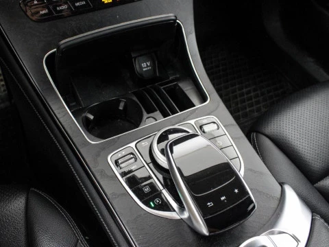 Mercedes-Benz Clase GLC GLC 220 D 4MATIC AUTO 170 5P
