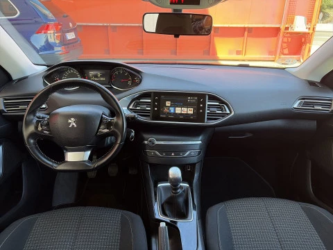 Peugeot 308 SW BlueHDI 100 Business Line 75 kW (100 CV)