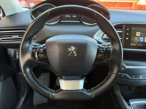 Peugeot 308 SW BlueHDI 100 Business Line 75 kW (100 CV)