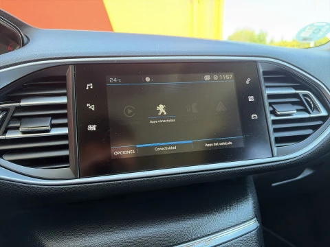 Peugeot 308 SW BlueHDI 100 Business Line 75 kW (100 CV)