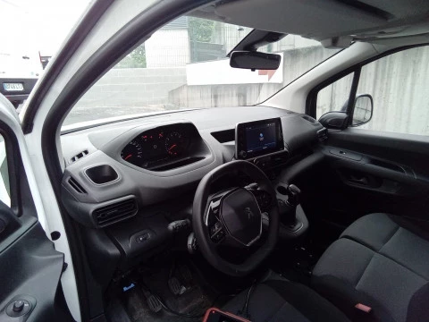 Peugeot Partner Premium Standard 600kg BlueHDi 73kW