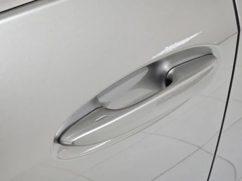 Lexus UX 2.0 300h UX Plus