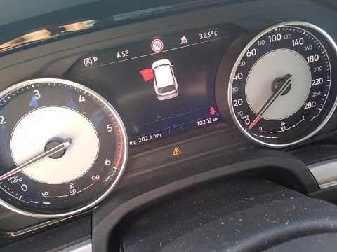 Volkswagen Touareg Prem Eleg 3.0 V6 TDI 170kW Tip 4M