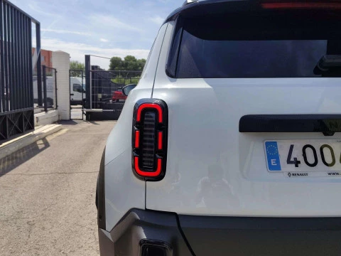 Renault 4 E-Tech Renault  Iconiq autonomia confort 110kW