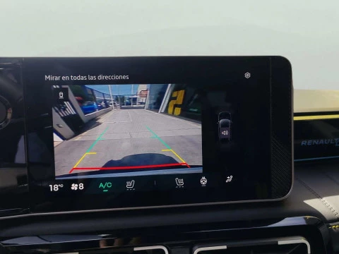 Renault 4 E-Tech Renault  Iconiq autonomia confort 110kW