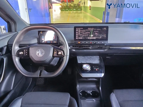 MG4 64kWh Luxury 150 kW (204 CV)