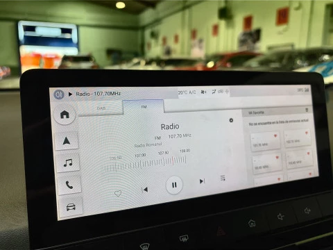 MG4 64kWh Luxury 150 kW (204 CV)