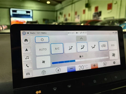 MG4 64kWh Luxury 150 kW (204 CV)