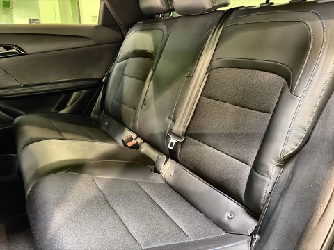 MG4 64kWh Luxury 150 kW (204 CV)