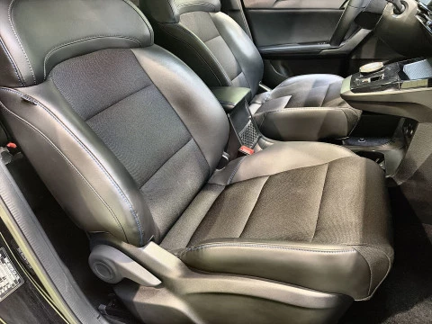 MG4 64kWh Luxury 150 kW (204 CV)