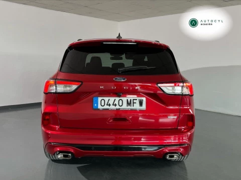 Ford Kuga ST-Line 2.5 Duratec FHEV 140kW Auto