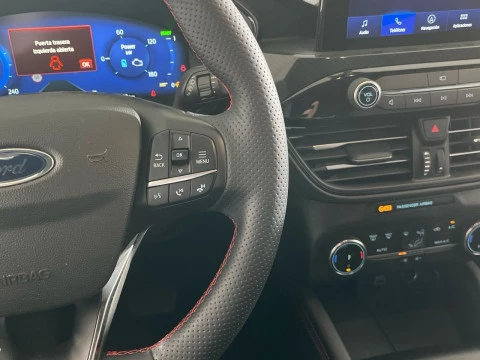 Ford Kuga ST-Line 2.5 Duratec FHEV 140kW Auto