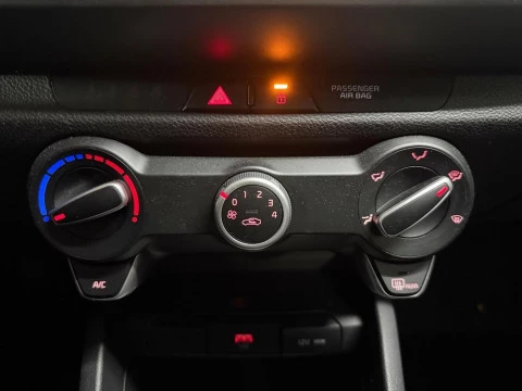 Kia Stonic 1.0 T-GDi 74kW (100CV) MHEV MT Business